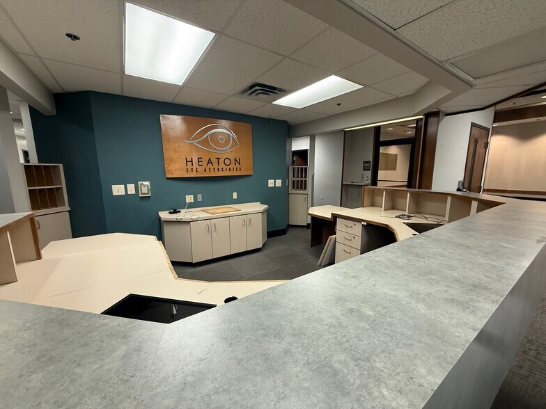 More Photos Of 3415 Golden Rd, Tyler Office For Sale