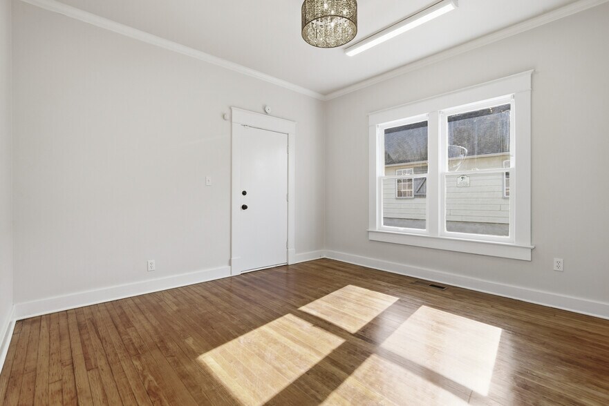 More Photos Of 1709 S Baltimore Ave, Tulsa Office Residential For Sale