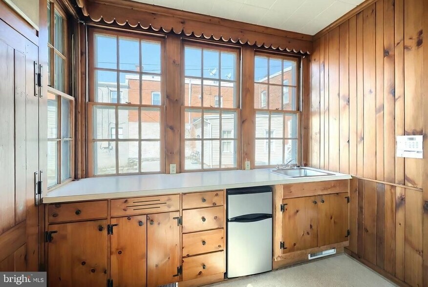 More Photos Of 119 Baltimore St, Hanover Office Residential For Sale