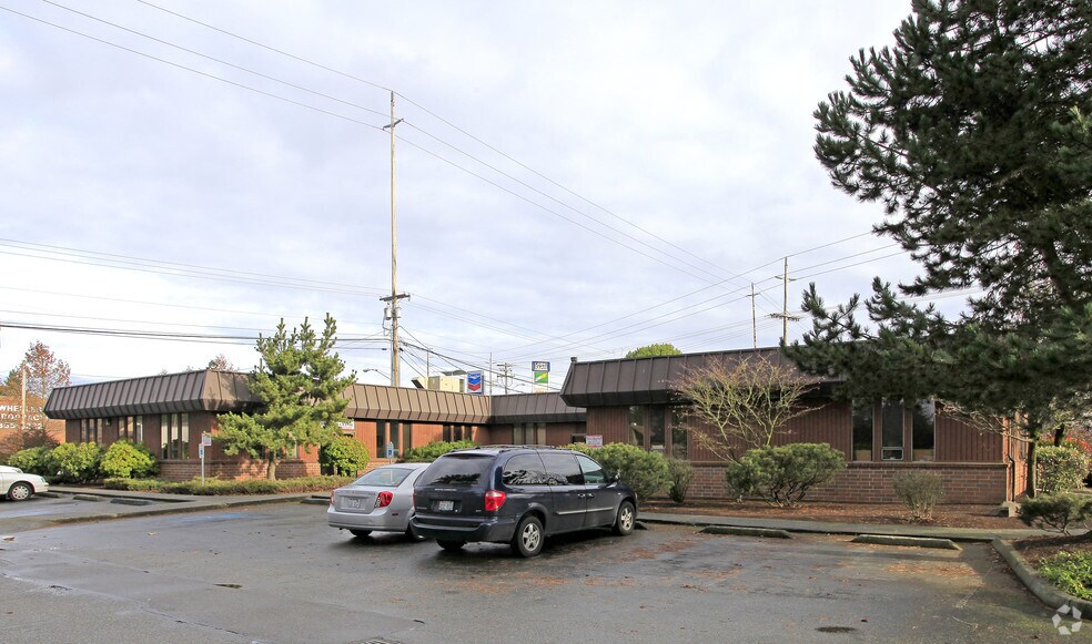 More Photos Of 206 E Casino Rd, Everett Medical For Lease