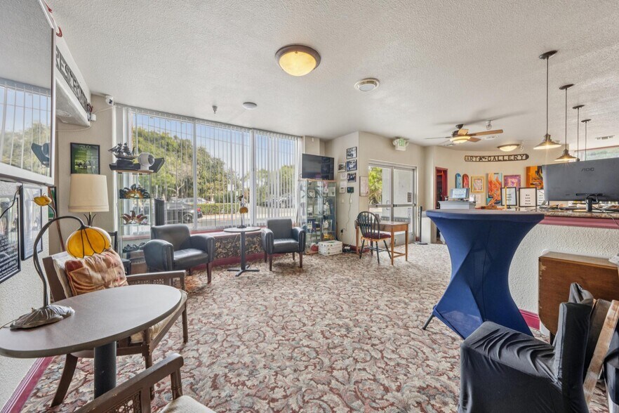 More Photos Of 636 Ward St, Martinez Theater Concert Hall For Sale