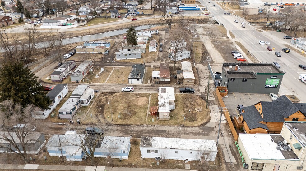 More Photos Of 4470 9th St, Ecorse Manufactured Housing Mobile Home Park For Sale