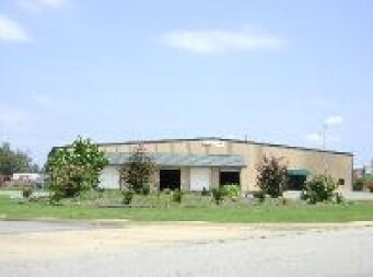 Primary Photo Of 1301 Commerce Ct, Fort Smith Warehouse For Lease
