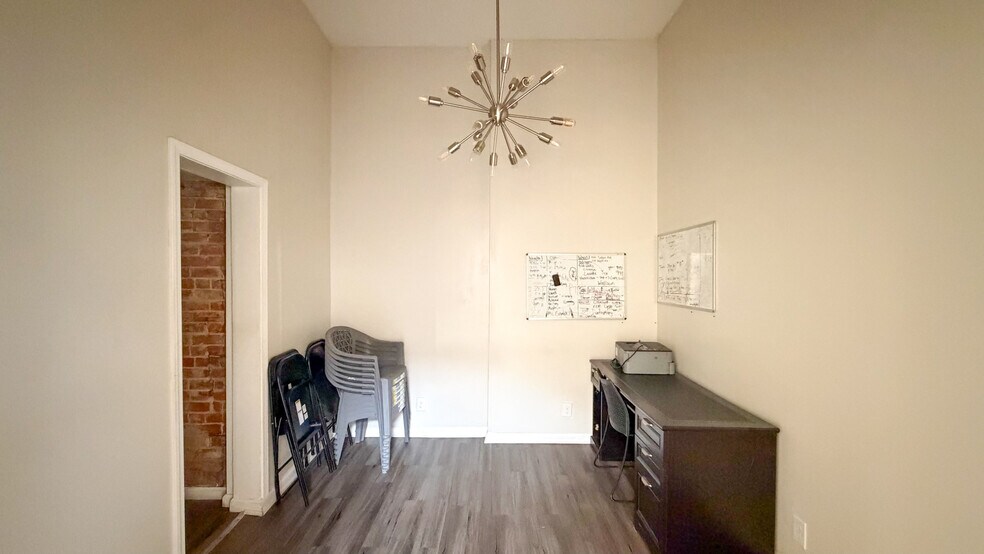 More Photos Of 24 E University Ave, Cincinnati Apartments For Sale