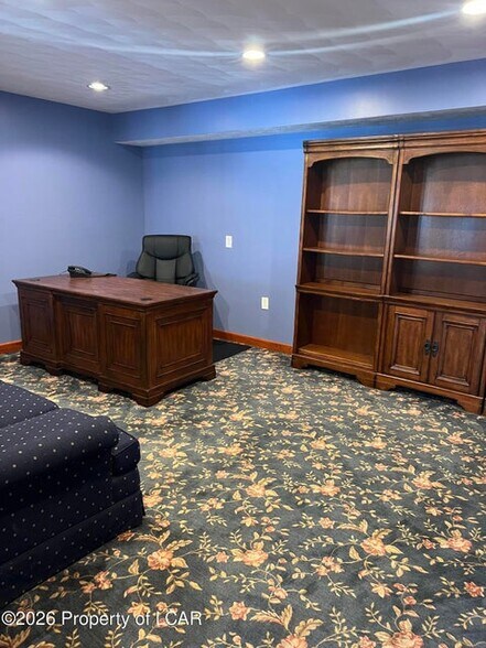 More Photos Of 197 Courtdale Ave, Courtdale Flex For Sale