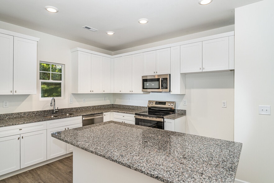 More Photos Of 711 Fairview St, High Point Multifamily For Sale