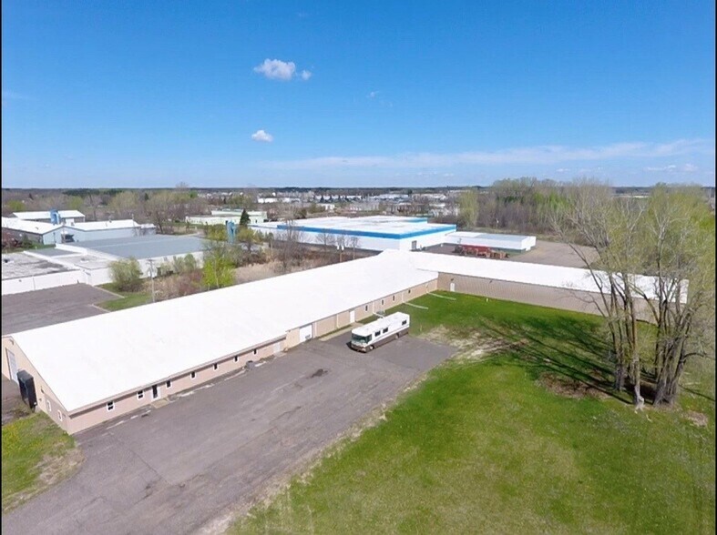 More Photos Of 1391 11th Ave SW, Forest Lake Warehouse For Sale