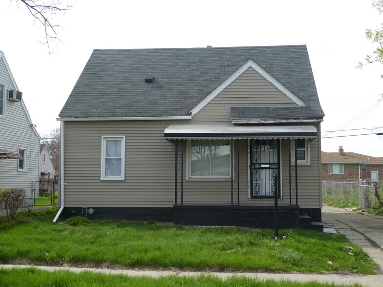 More Photos Of , River Rouge Unknown For Sale