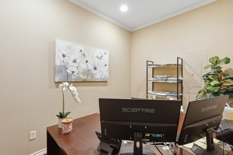 More Photos Of 4686 Mcdermott Rd, Plano Medical For Sale