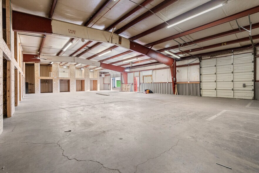 More Photos Of 607 N Gilbert St, Castle Rock Industrial For Sale