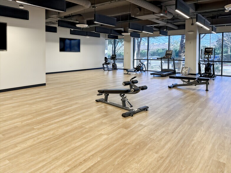 More Photos Of 1600 N Collins Blvd, Richardson Coworking Space