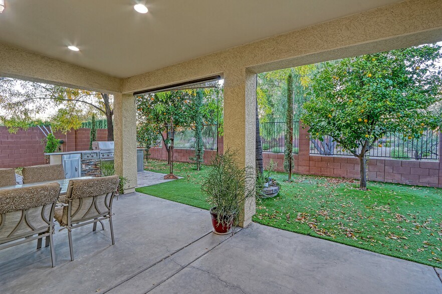 More Photos Of 26808 N 24th Ave, Phoenix Assisted Living For Sale