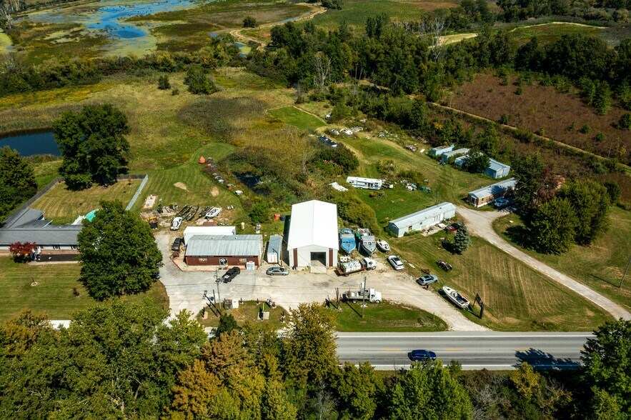 More Photos Of 6797 W Lakeshore Dr, Port Clinton Freestanding For Sale