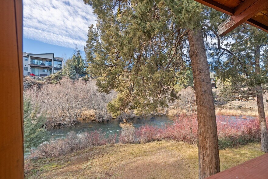 More Photos Of 3105 NE O. B. Riley Rd, Bend Hotel For Sale