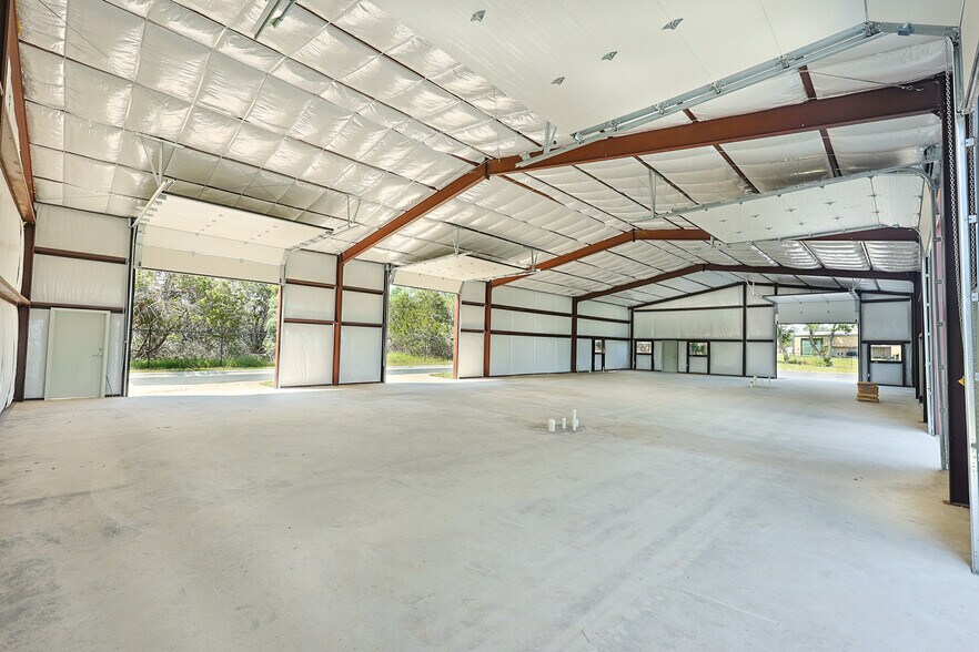 More Photos Of 3364 N Bagdad Rd, Leander Unknown For Lease