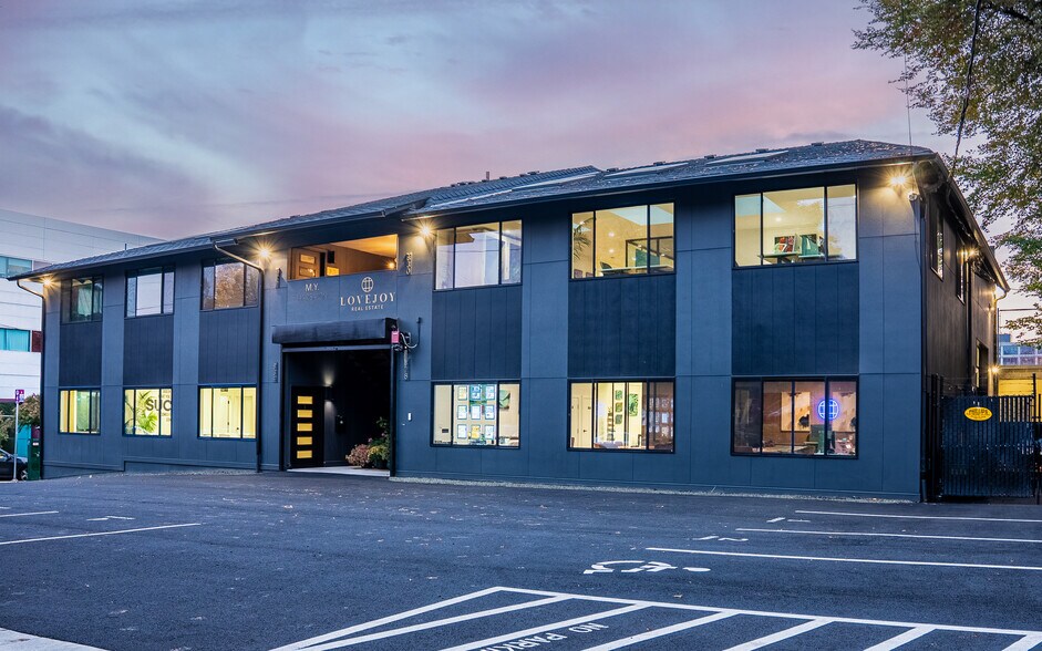 More Photos Of 828-834 NW 19th Ave, Portland Medical For Lease