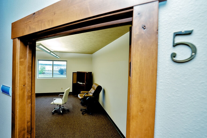 More Photos Of 6701 N Idaho Rd, Newman Lake Lodge Meeting Hall For Sale