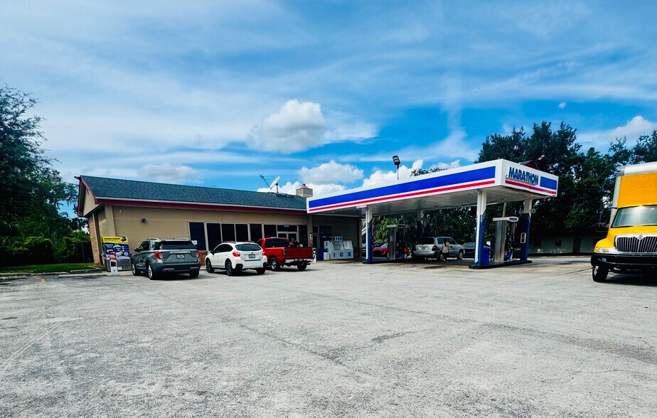 More Photos Of 13851 7th St, Dade City Service Station For Sale