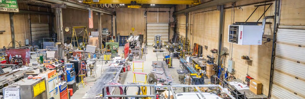 More Photos Of 6 Draper St, Woburn Warehouse For Sale