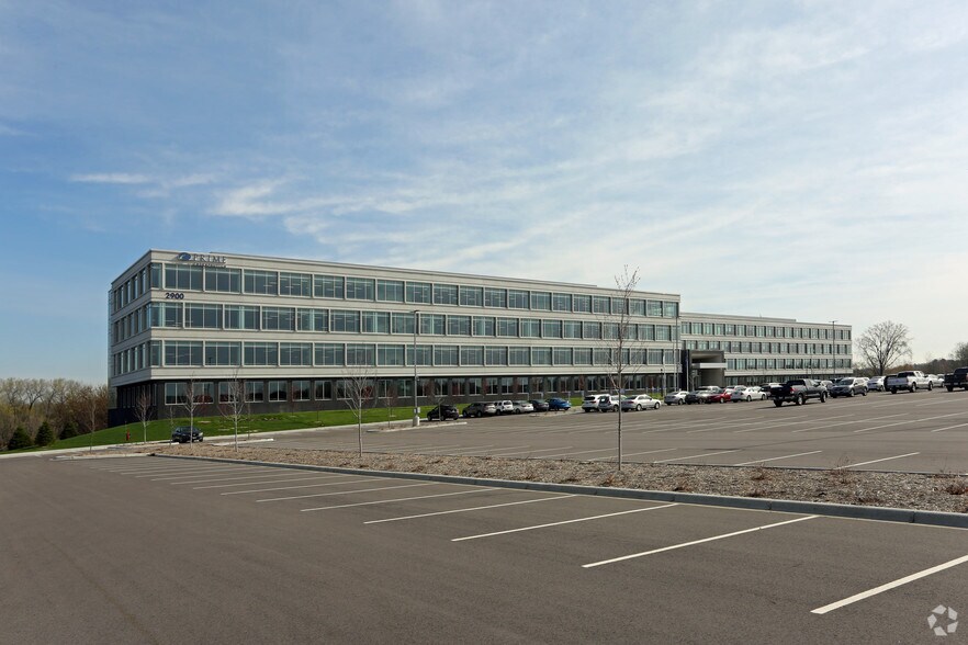 More Photos Of 2900 Ames Crossing Rd, Eagan Office For Lease