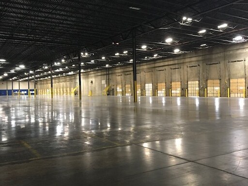 More Photos Of 2415 US Highway 78, Moody Distribution For Lease