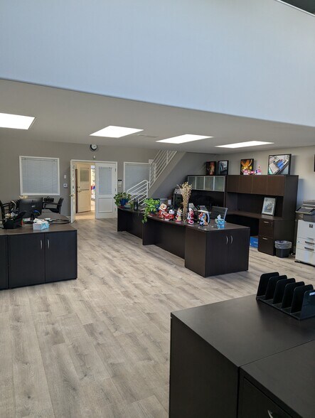 More Photos Of 595 W 7th St, San Pedro Office For Lease