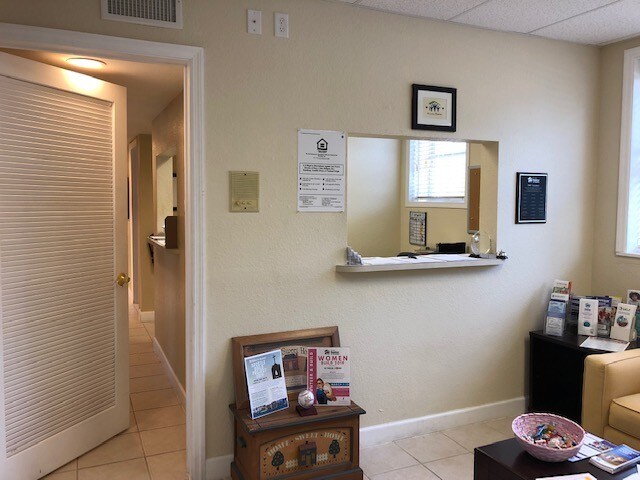 More Photos Of 702 S 6th St, Fort Pierce Medical For Sale