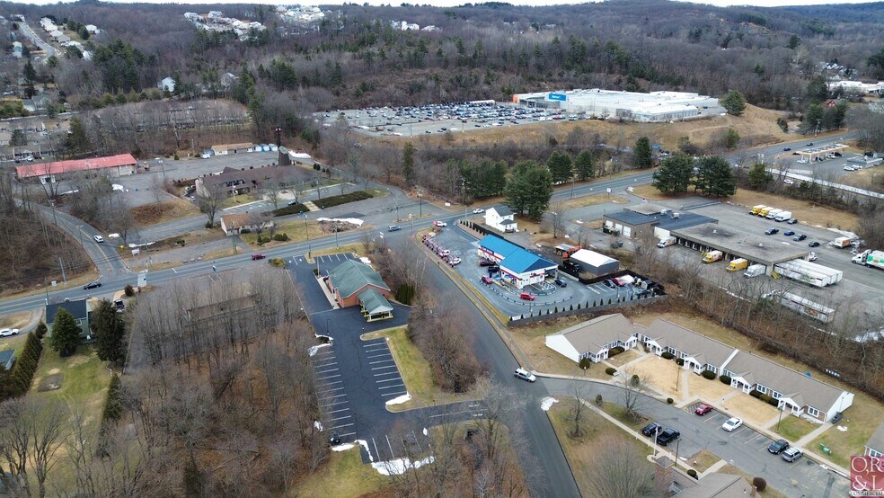 More Photos Of 1009 New Haven Rd, Naugatuck Bank For Sale