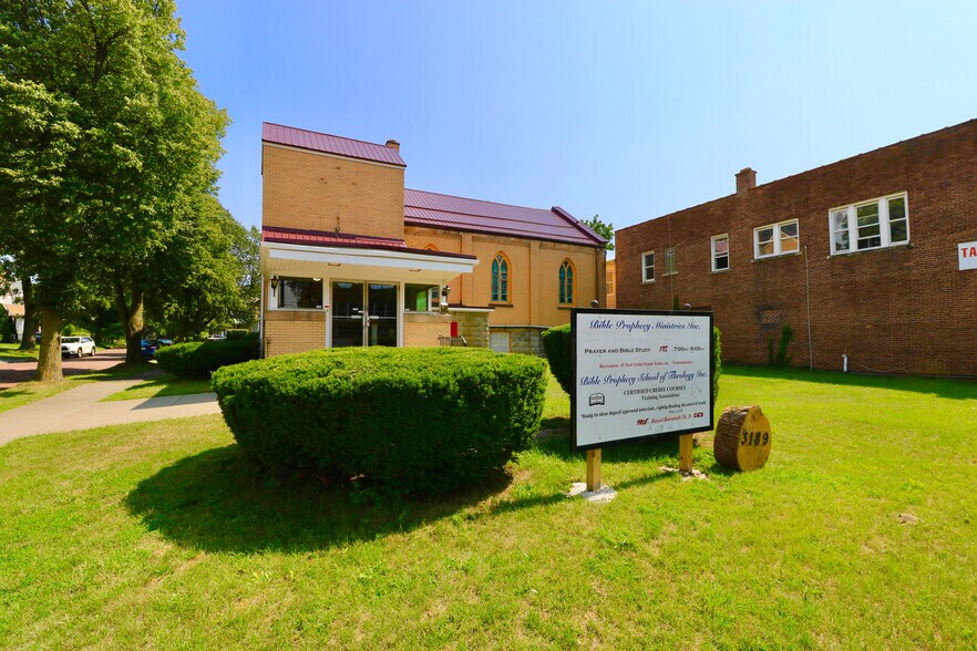 Primary Photo Of 3189 Main St, Buffalo Religious Facility For Sale