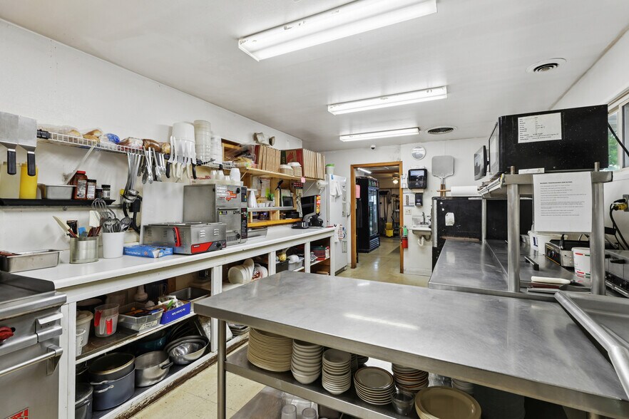 More Photos Of 309 Trail St, La Valle Restaurant For Sale