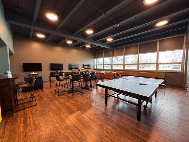 More Photos Of 759 S Lenfesty Ave, Marion Religious Facility For Sale