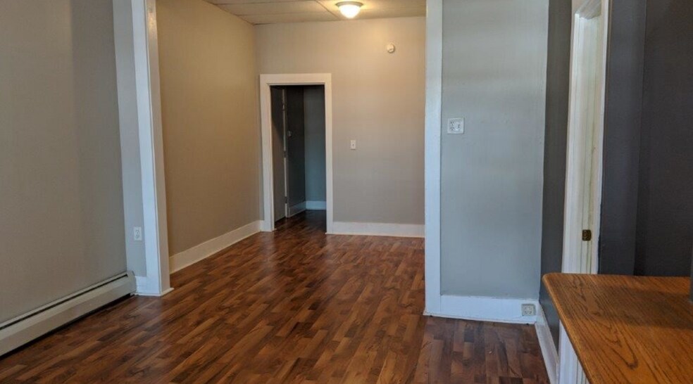 More Photos Of 216-218 S Minnesota Ave, Saint Peter Apartments For Sale