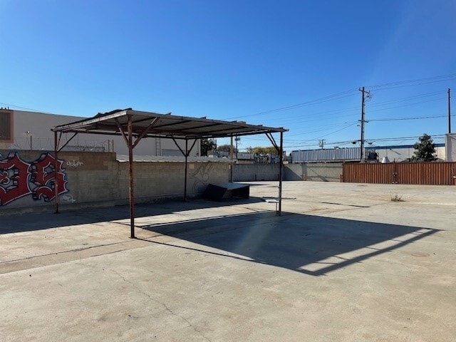 More Photos Of 16257 Illinois Ave, Paramount Warehouse For Sale