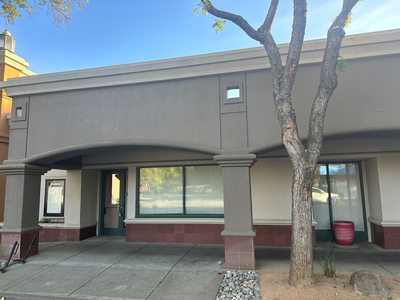 Primary Photo Of 400-424 G St, Davis Storefront For Lease