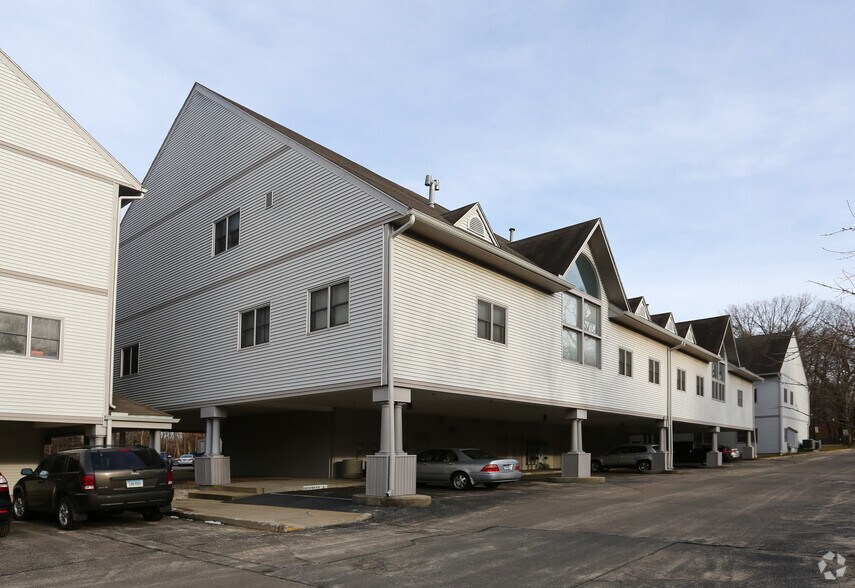 More Photos Of 420 E Main St, Branford Medical For Sale