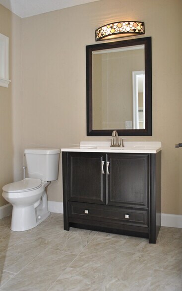 More Photos Of 5710 4th St N, Saint Petersburg Office Residential For Sale
