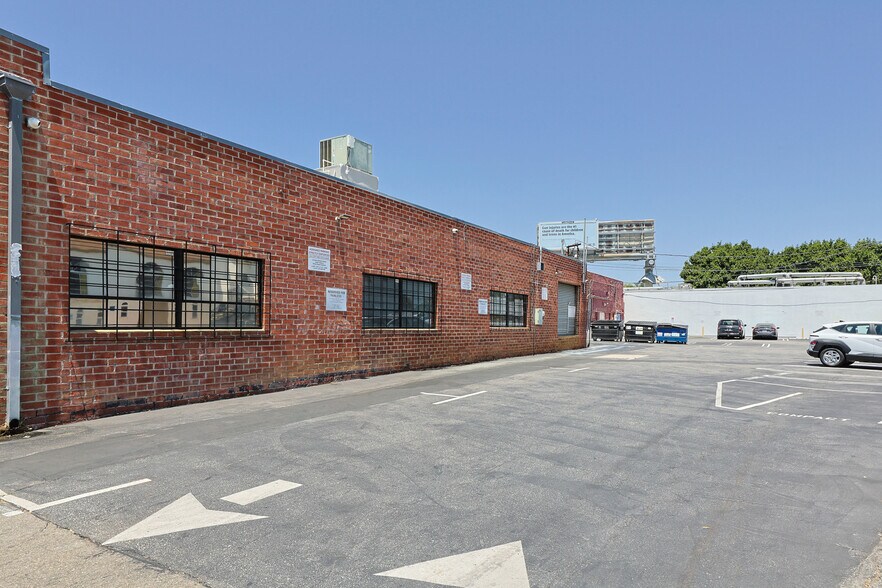 More Photos Of 1410 S Centinela Ave, Los Angeles Storefront Retail Office For Lease
