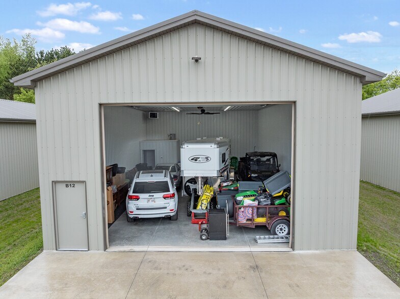 More Photos Of 4155 Overland Rd, Hobart Warehouse For Sale