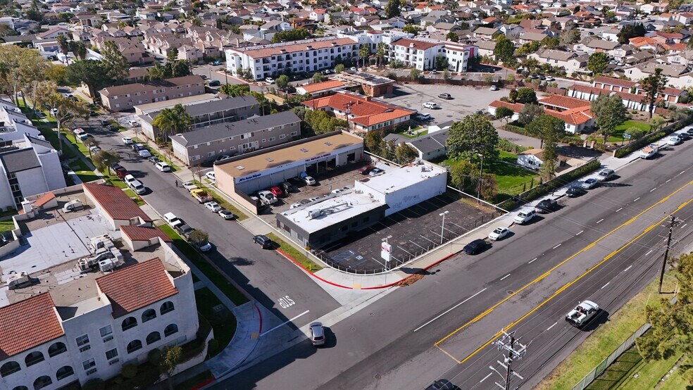 Primary Photo Of 7852 Bolsa Ave, Midway City Auto Repair For Sale