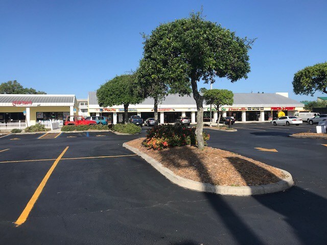 More Photos Of 5852-5872 14th St W, Bradenton Unknown For Lease