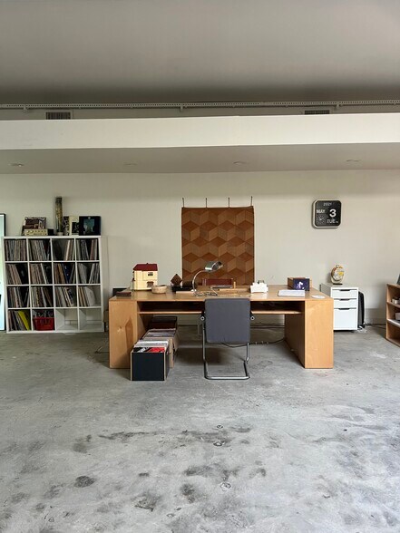 More Photos Of 5215 York Blvd, Los Angeles Freestanding For Lease