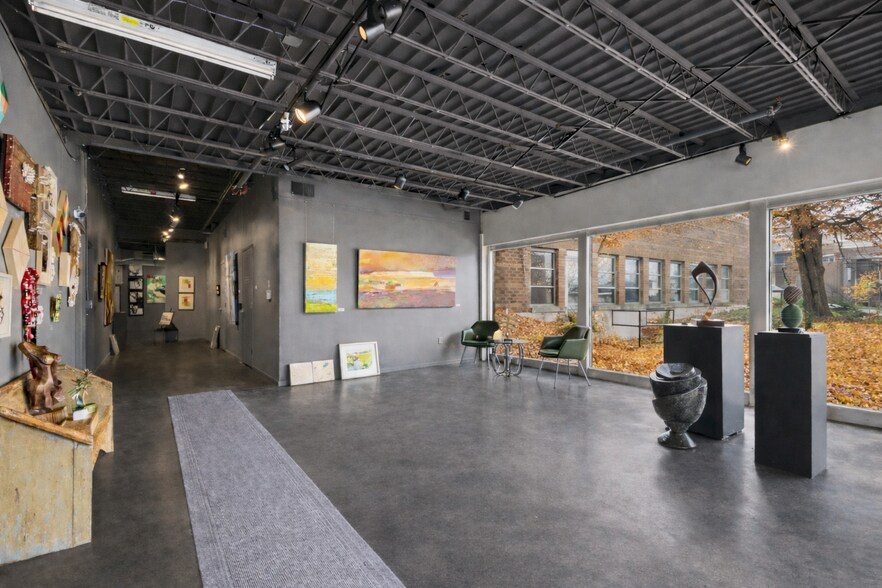 More Photos Of 833 Lake Dr SE, Grand Rapids Medical For Sale