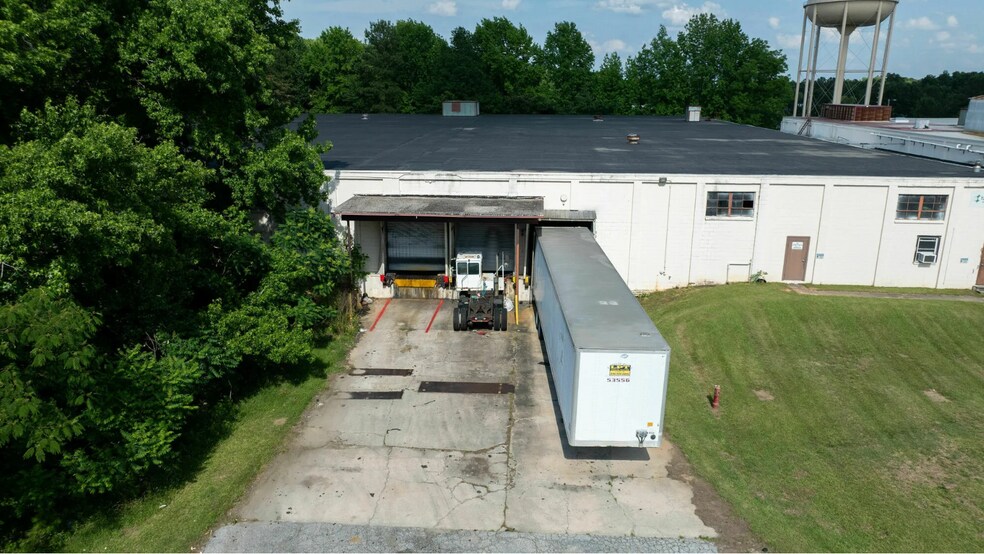 More Photos Of 584 Highway 28 S, Abbeville Warehouse For Lease