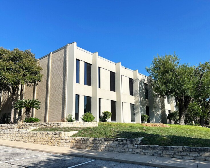 More Photos Of 4400 NW Loop 410, San Antonio Unknown For Lease