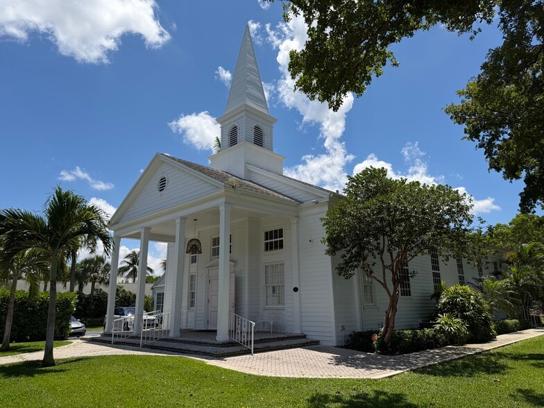More Photos Of 200 SE 7th Ave, Delray Beach Schools For Sale