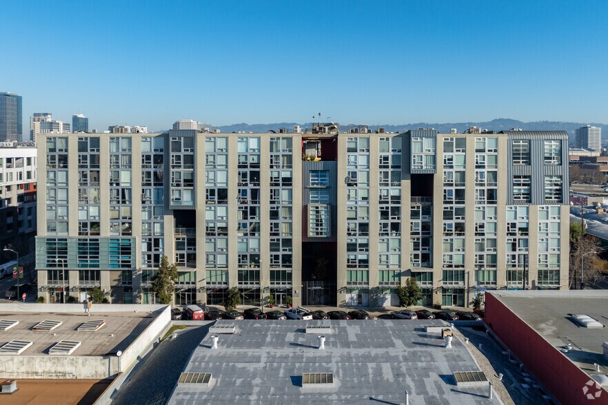 More Photos Of 311 Oak St, Oakland Apartments For Sale