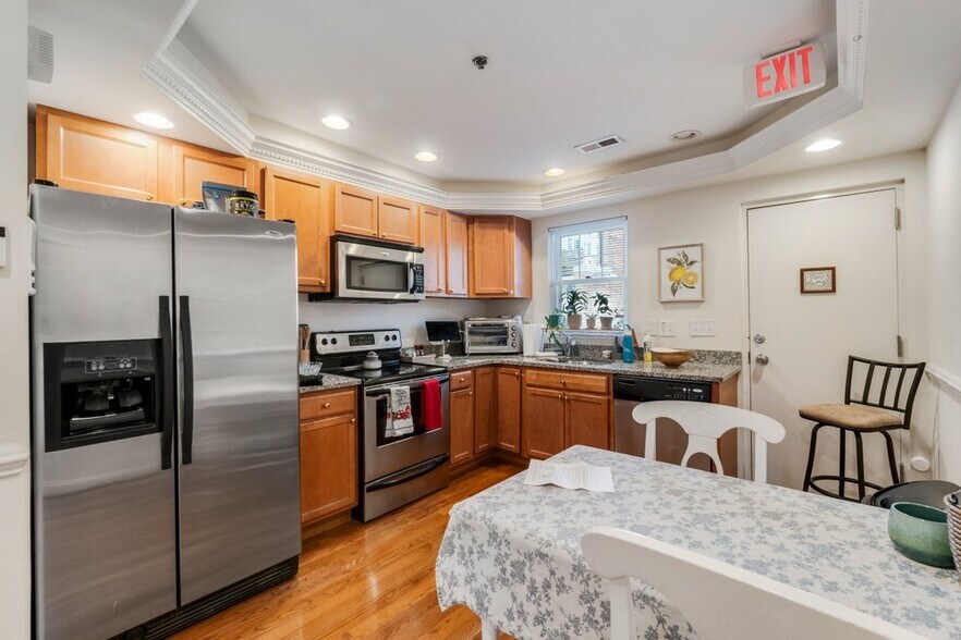 More Photos Of 1133 Light St, Baltimore Storefront Retail Office For Sale