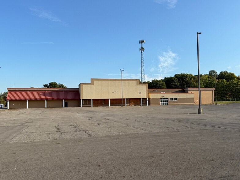 Primary Photo Of 2199 E State St, Hermitage Industrial For Sale