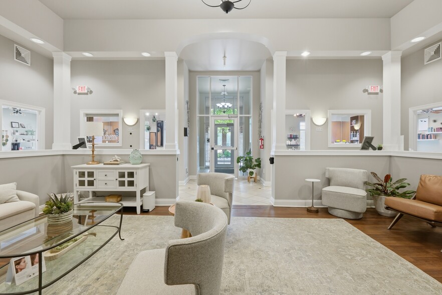More Photos Of 1280 W Main St, Sun Prairie Freestanding For Sale