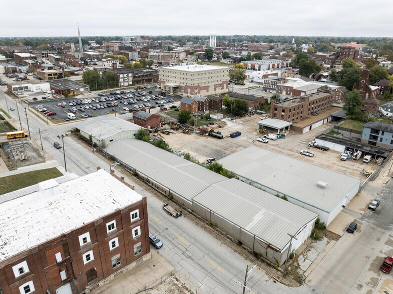 More Photos Of 600 York St, Quincy Industrial For Sale